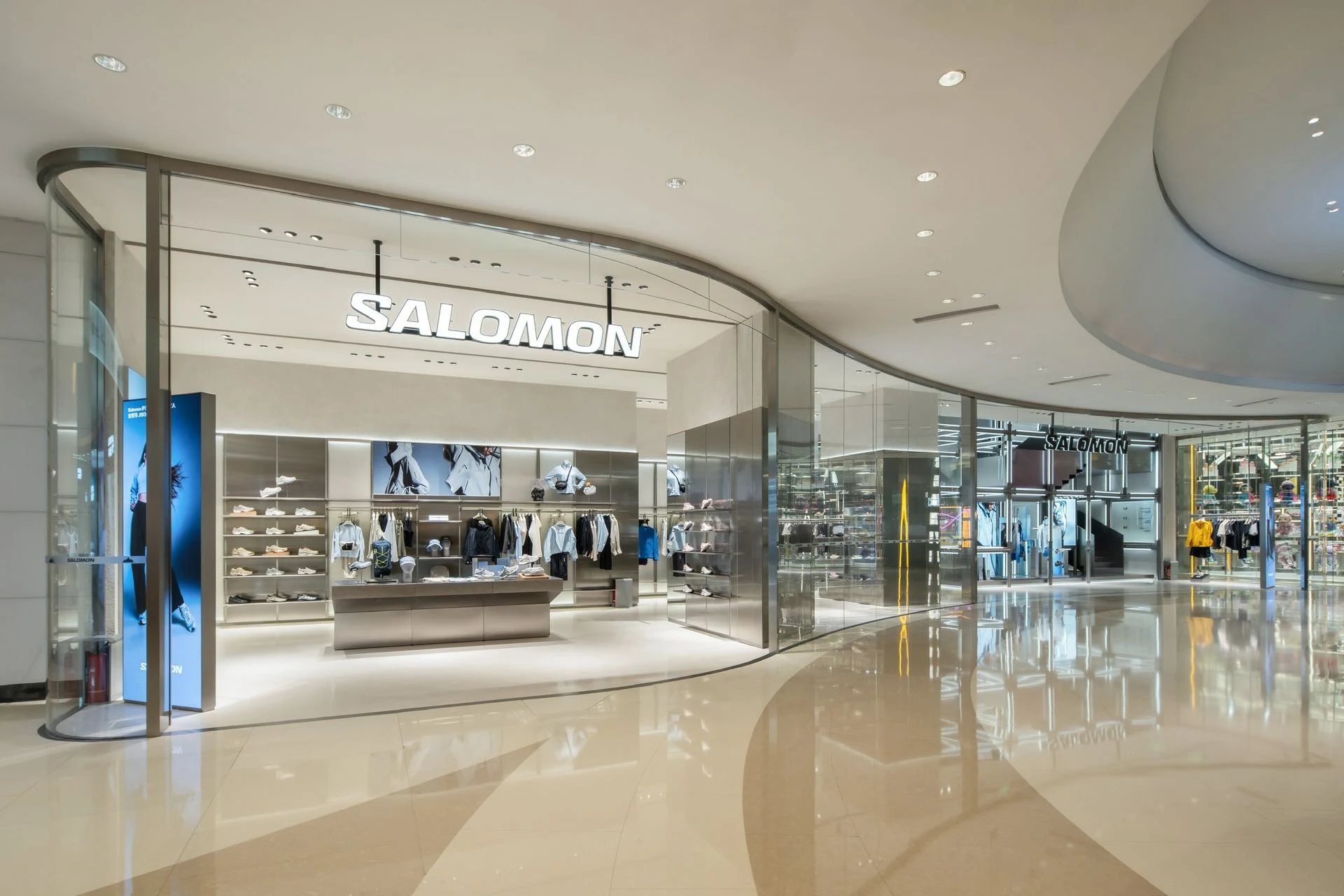 Salomon Store, project view 2