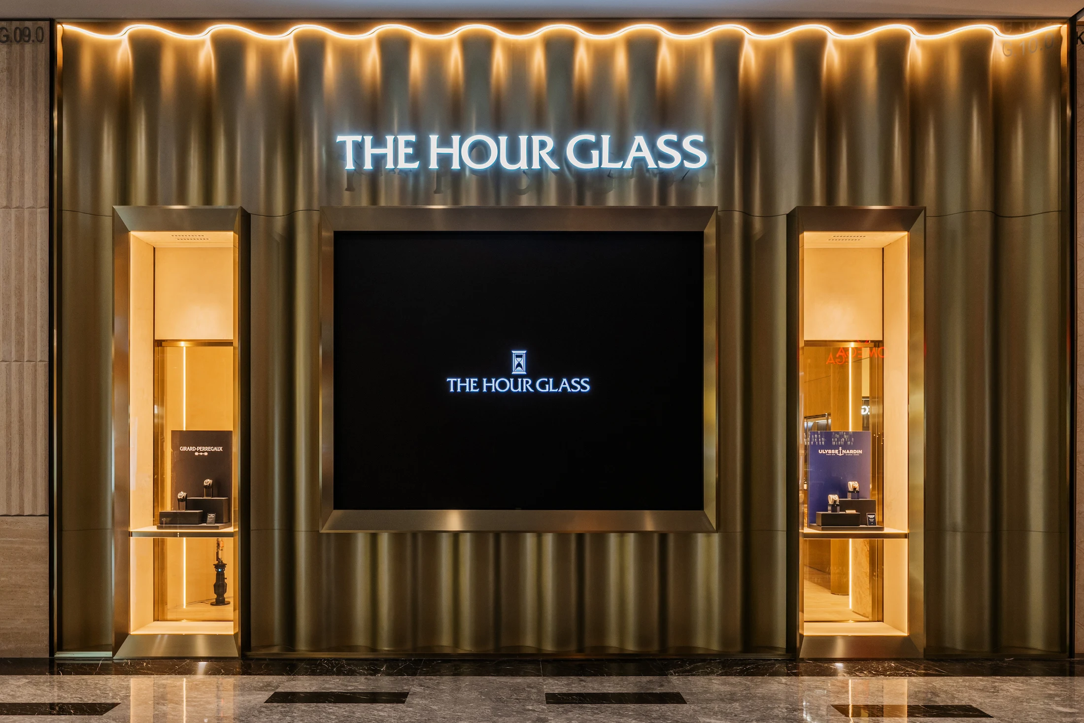 The Hour Glass Boutique, project view 1